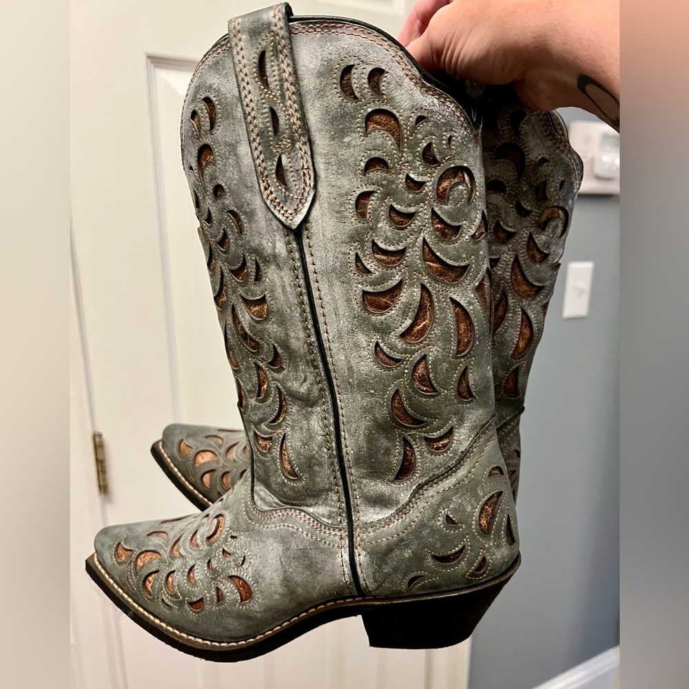Leather cowboy boots Size 9W